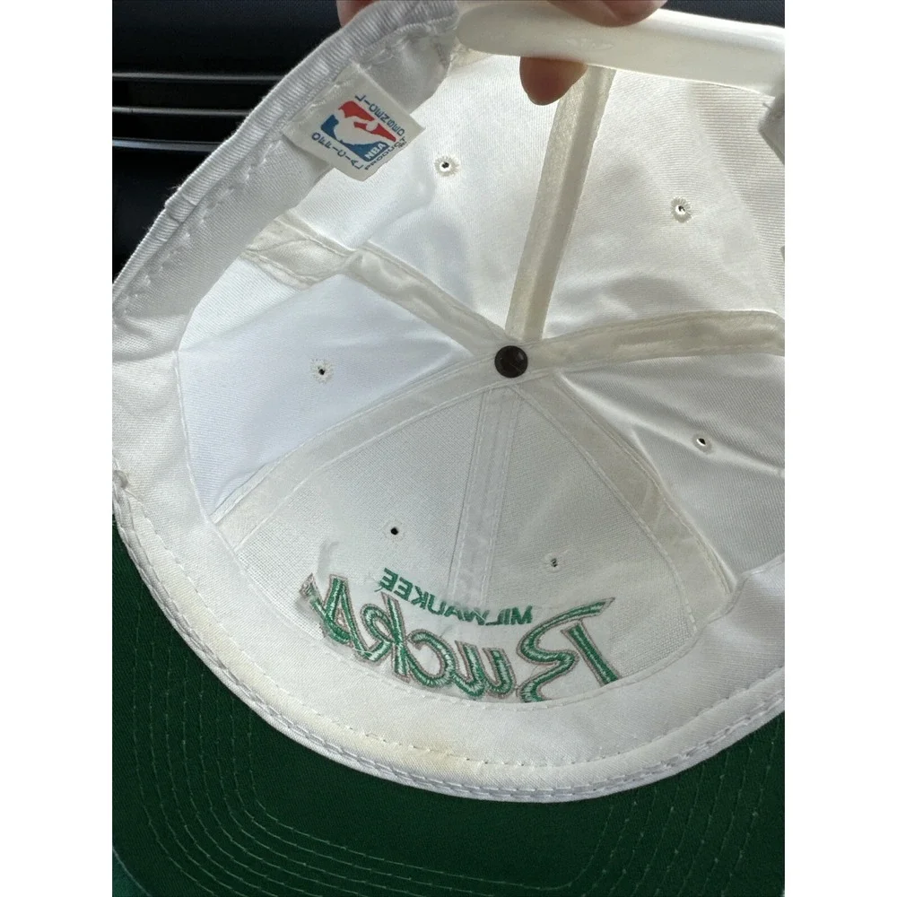 Vintage‎ Milwaukee Bucks Sports Specialties NBA Basketball White Hat Script RARE